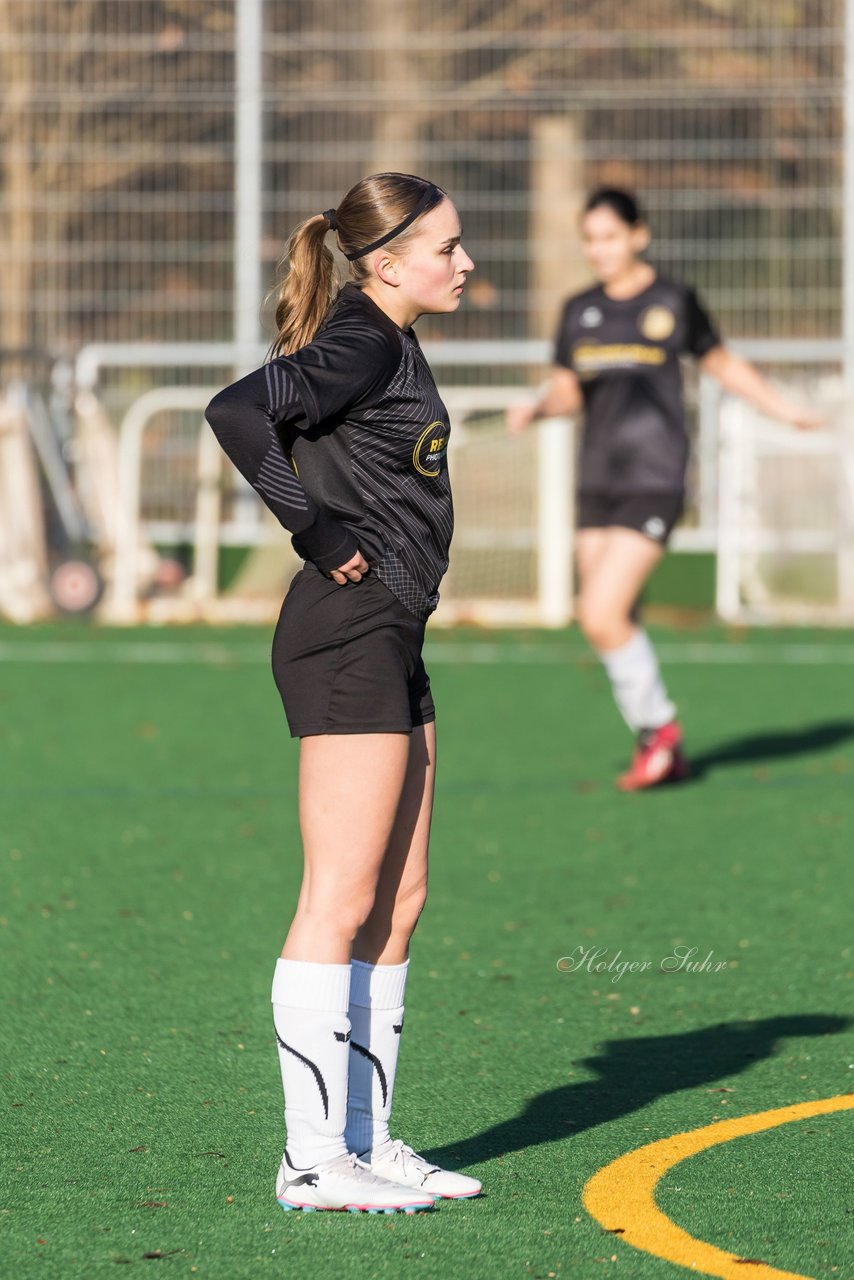 Bild 307 - wBJ VfL Pinneberg2 - Eimsbuttler TV 3 : Ergebnis: 5:0